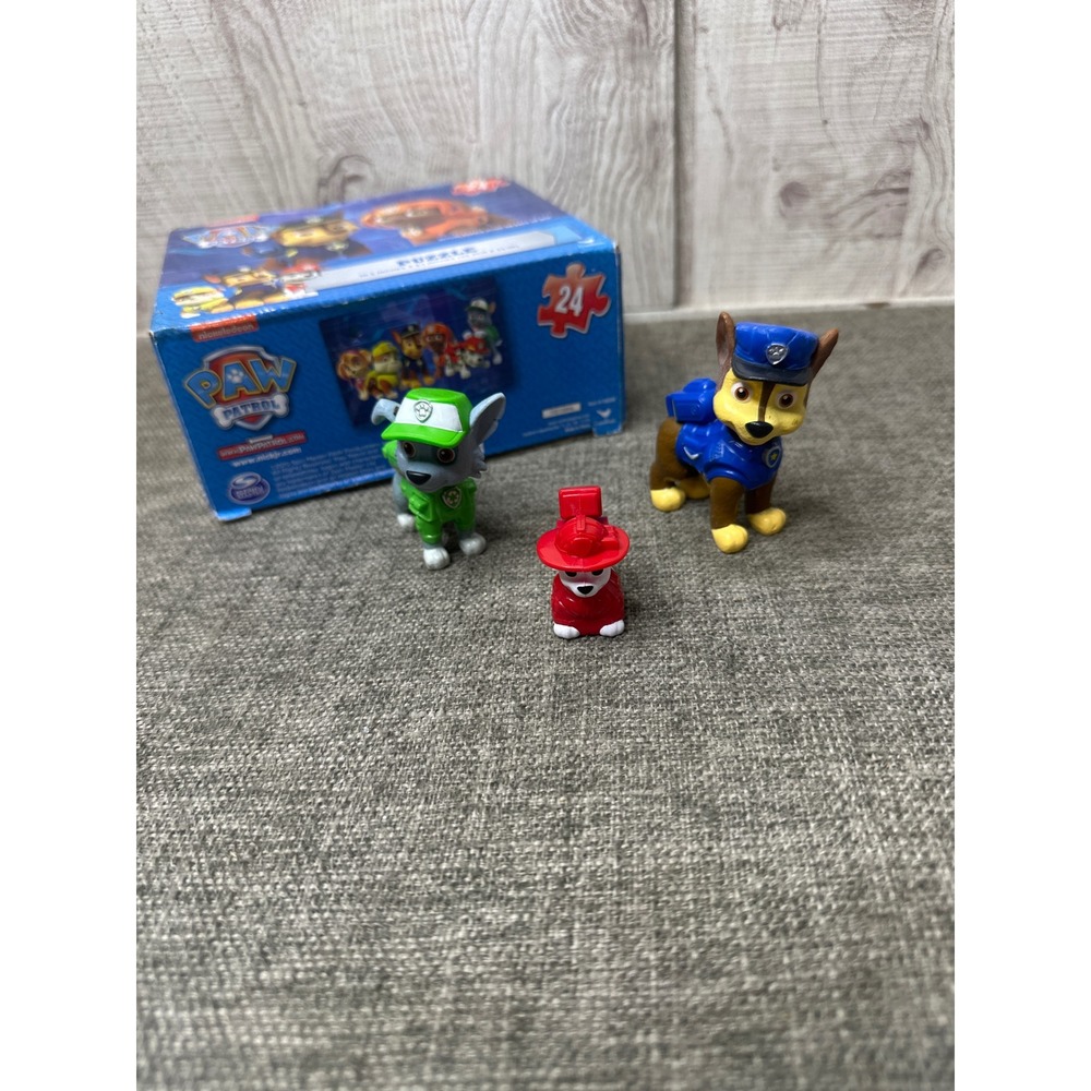 Paw Patrol Mini Figure Lot Chase Rocky Marshall Accessory & 24 Piece Puzzle Box